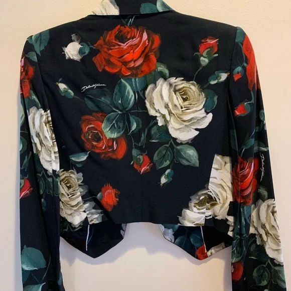 Dolce & Gabbana women’s jacket. - Picture 2 of 9